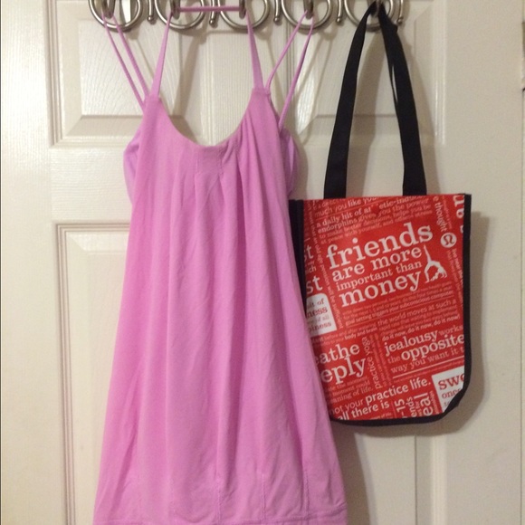 Lululemon flow and go tank size 4