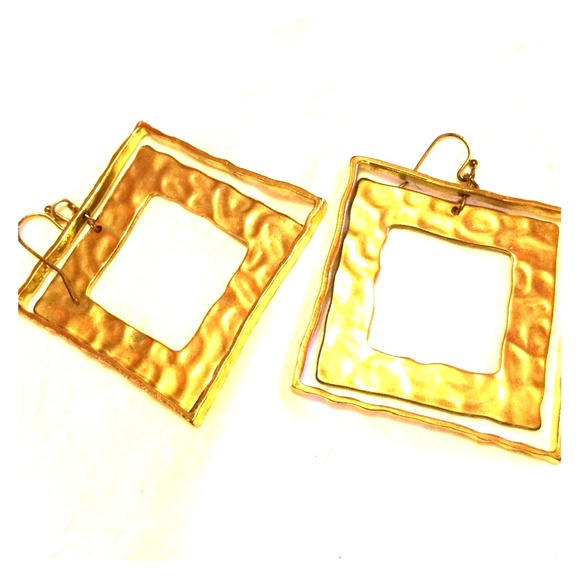 Gold earrings