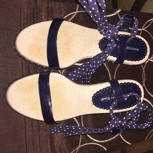 Navy blue and white polka dot wedges