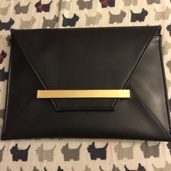 Target Envelope Clutch