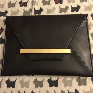 Target Envelope Clutch