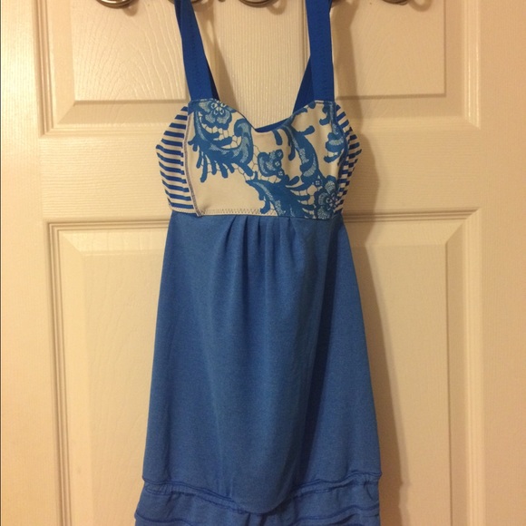 Lululemon floral tank size 4