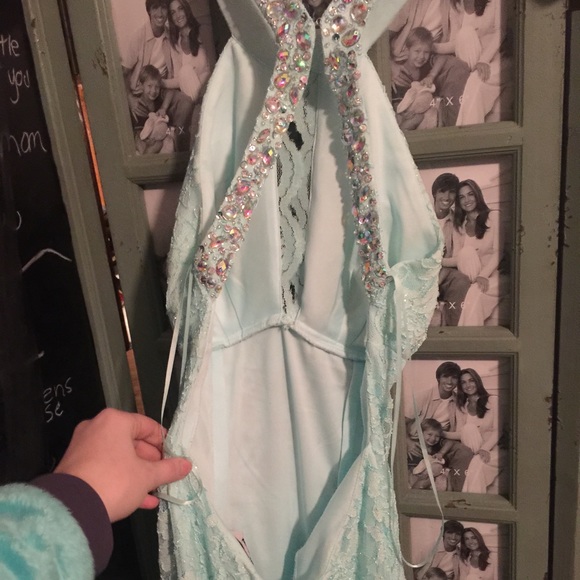 Prom dress for sale! - Picture 3 of 4