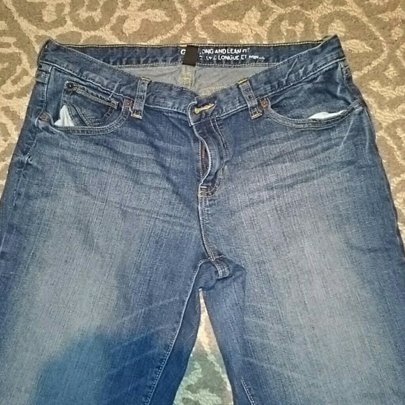 Women's long and lean fit gap jeans