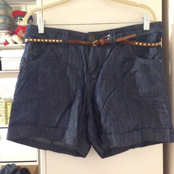 Apt 9 Shorts (New With Tags)