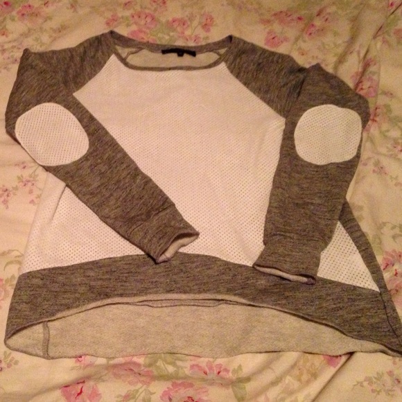 Generation Love Sweater - Picture 3 of 4