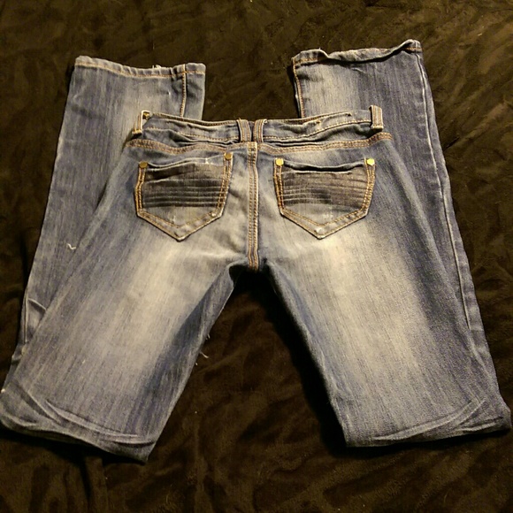 🎀😍Almost Famous Jeans