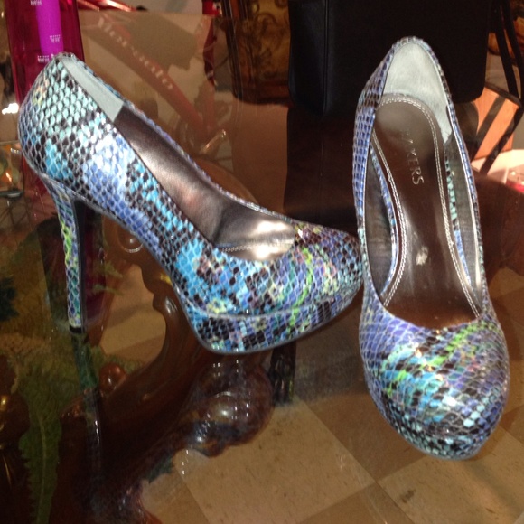 Wedges - Picture 1 of 4