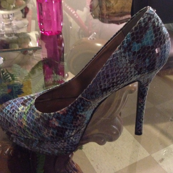 Wedges - Picture 2 of 4