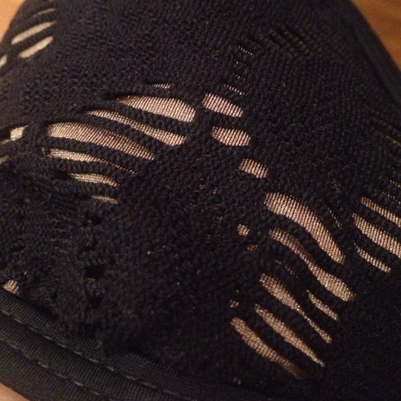 Guess bikini - Picture 2 of 2