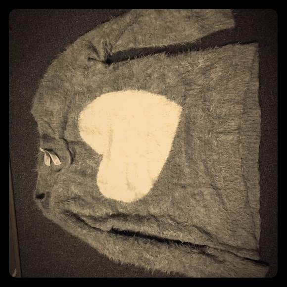Bethany Mota for Aero fuzzy grey heart sweater