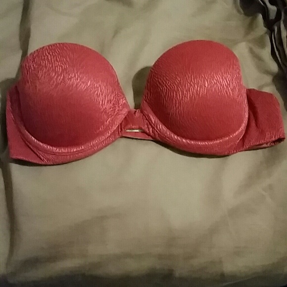 *Wonderbra 34B push up strapless