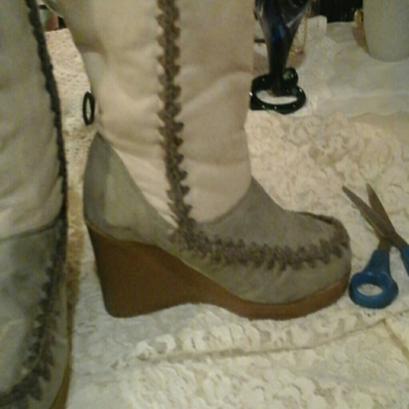 AE BOOTS***HOST PIC!!***5/5/2015 :) - Picture 3 of 4