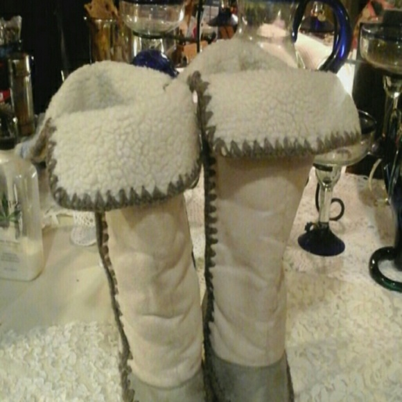 AE BOOTS***HOST PIC!!***5/5/2015 :) - Picture 4 of 4