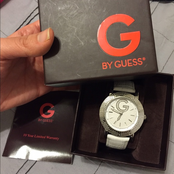❌SOLD❌G by guess watch - Picture 3 of 4