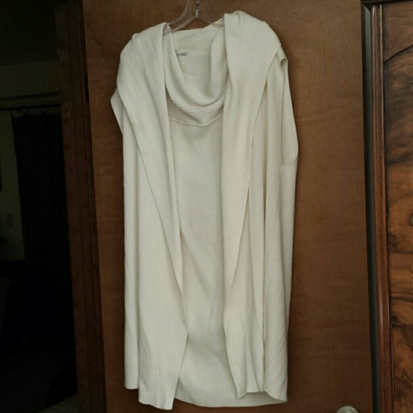 Halogen! Long Cream cardigan - Picture 2 of 3