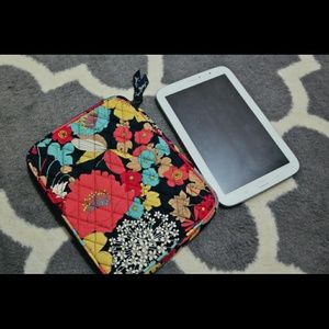 Vera Bradley E-Reader/tablet sleeve