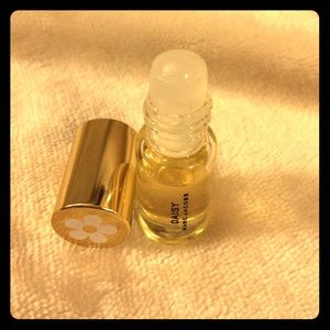 Marc Jacobs Daisy Roller ball Perfume