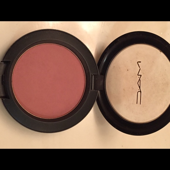 Mac blush