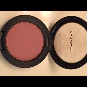 Mac blush