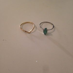 Set of rings