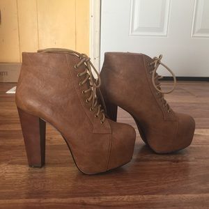 ❌⭕️⭕️SOLD⭕️⭕️❌Jeffrey Campbell inspired Booties