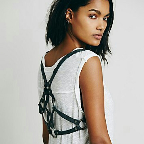 FP pax harness vest in charcoal