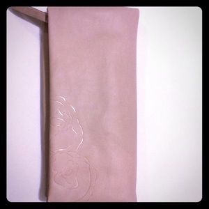 Blush Valentino clutch
