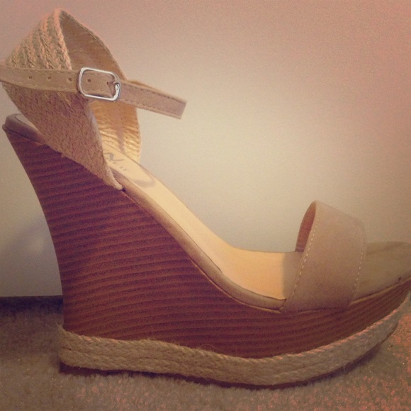 Stacked Wedge