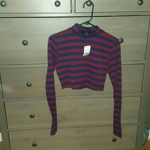 Forever 21 long sleeved crop top