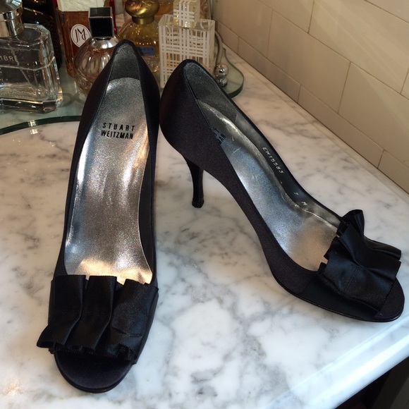 Authentic Stuart Weitzman black satin peep toe