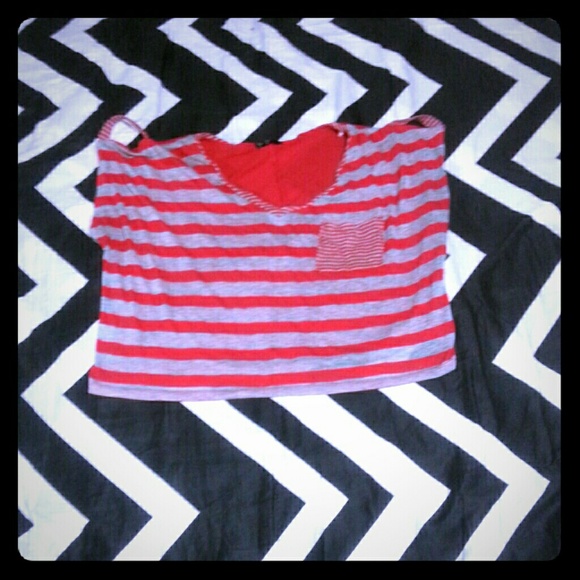 🌷🍒Red & Gray CropTop🍒🌷