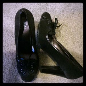 High heels never worn