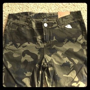 Camo super skinny jeans