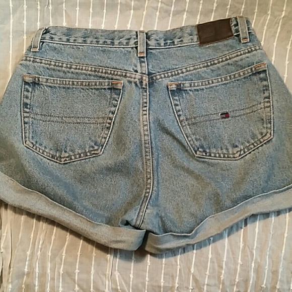 Vintage Tommy Hilfiger High Waisted Shorts - Picture 2 of 4