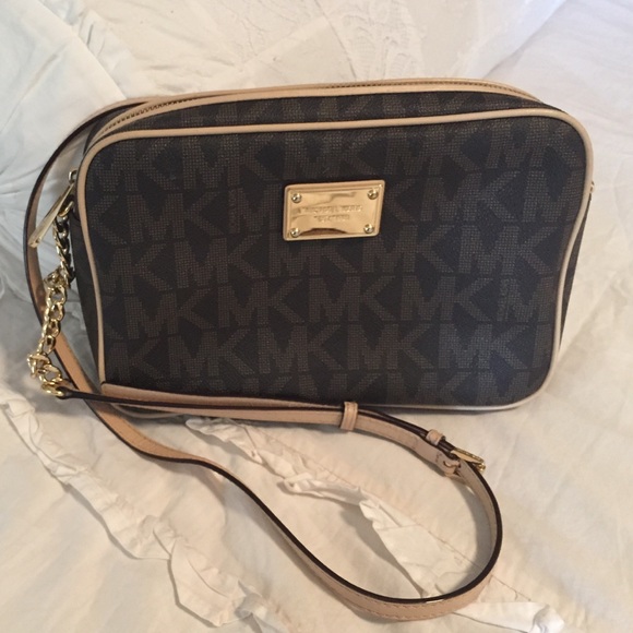 Authentic Michael Kors Lg East West Crossbody