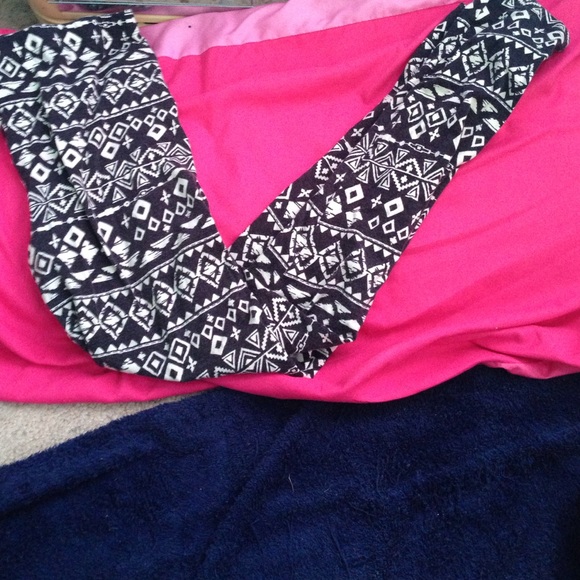 black and white printed leggings