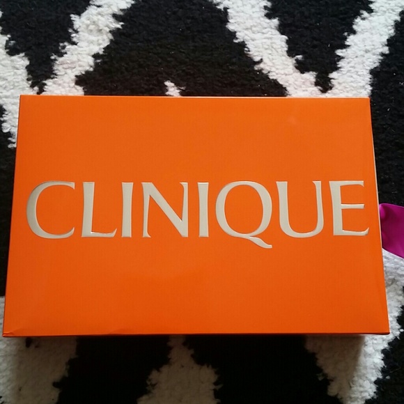 NWOT! Clinique Absolutely Happy 4 Piece Set!
