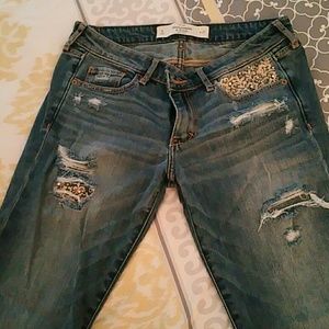 Abercrombie & Fitch distressed skinny jeans