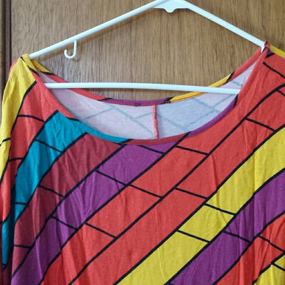 Colorful top - Picture 2 of 2