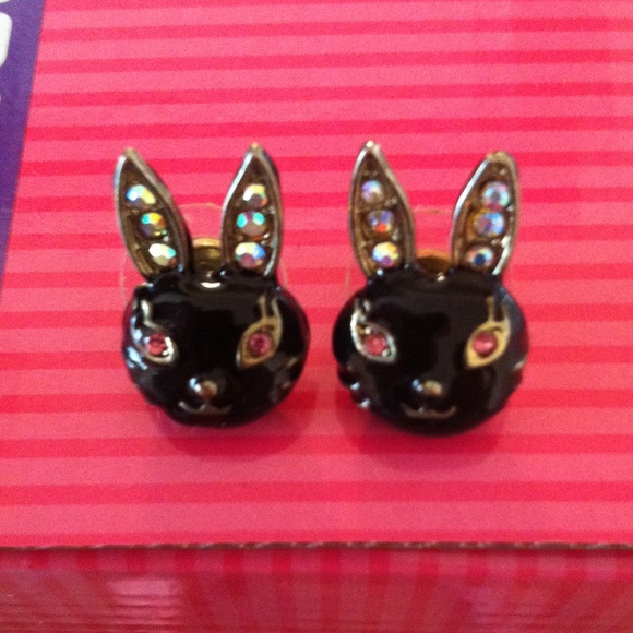 Black bunny earrings