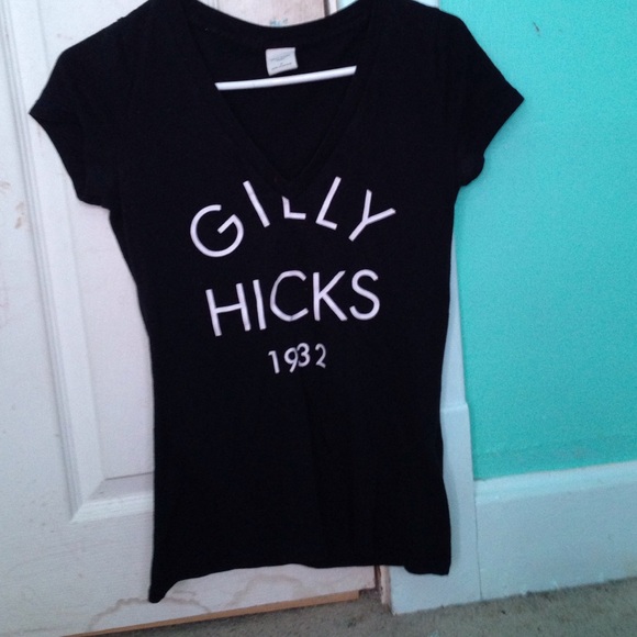 v neck top