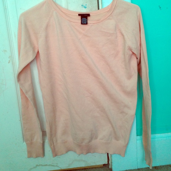 long sleeve top cute with scarves