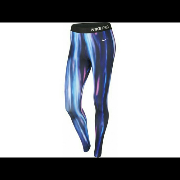 SOLD. Nike hyperwarm pants