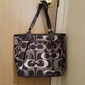 Authentic Coach tote! New never used!