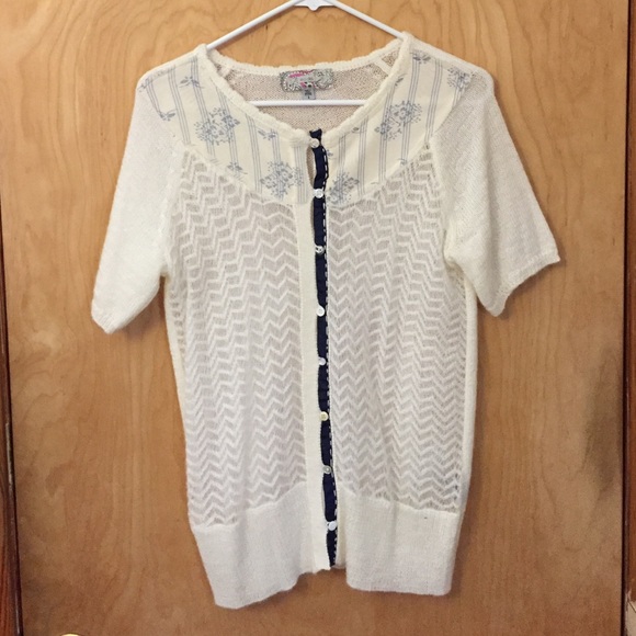 Ecote Size L top.