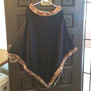 Designer Poncho (Black)