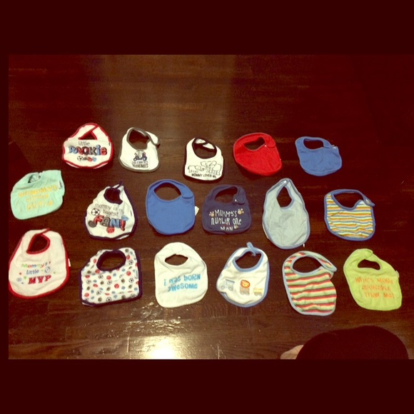 💥💥 Sold LOCALLY 💥💥Baby boy bibs