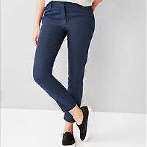 Gap slim cropped chambray pants. Last chance