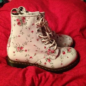 White Floral Dr Martens